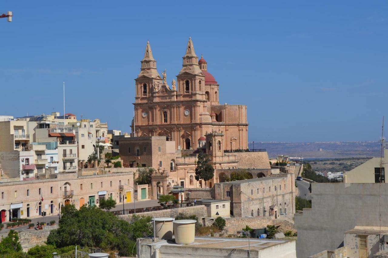 Mellieha Town Centre Bright & Spacious 3 Bedroom Apartment Экстерьер фото