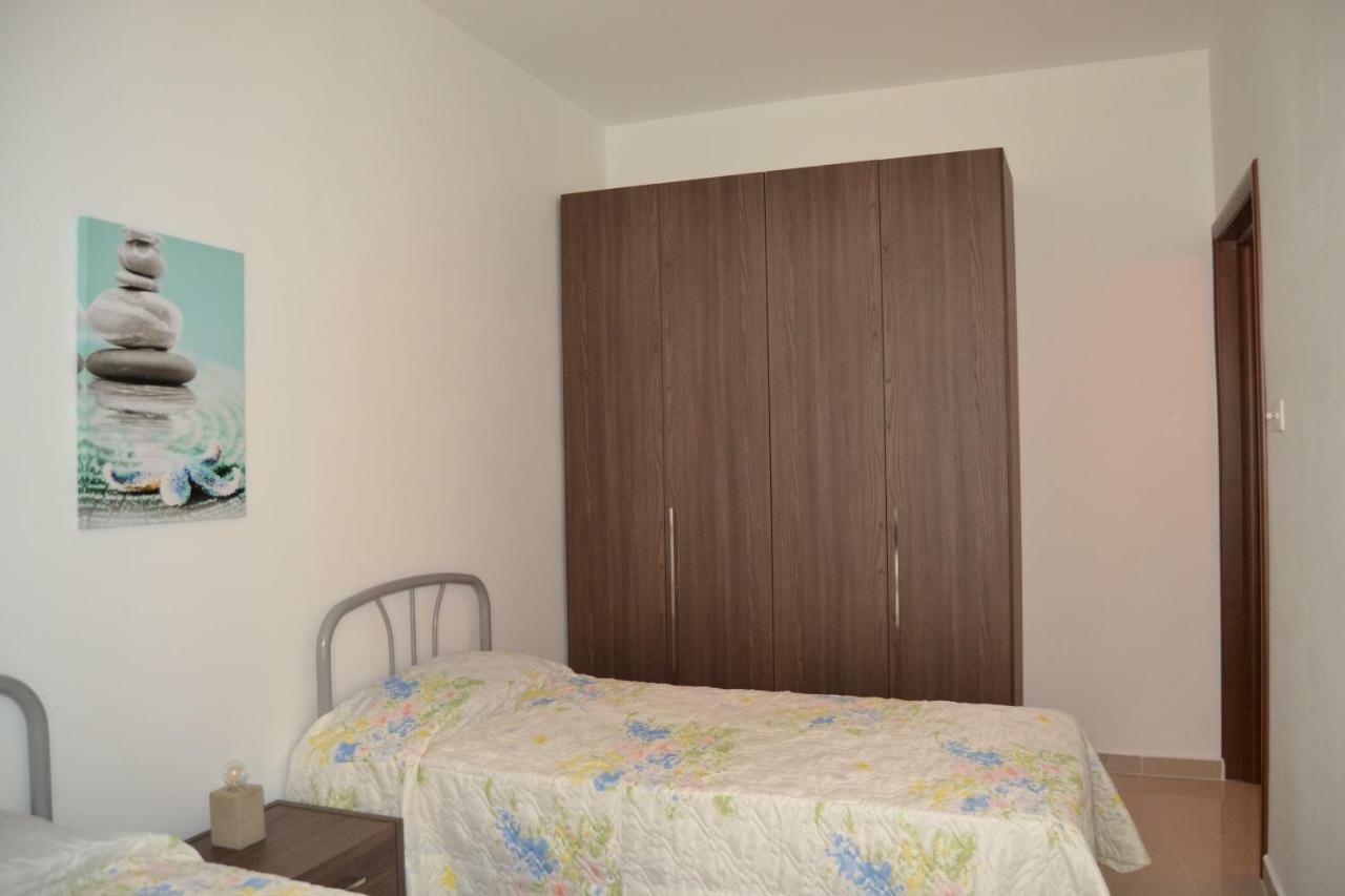 Mellieha Town Centre Bright & Spacious 3 Bedroom Apartment Экстерьер фото