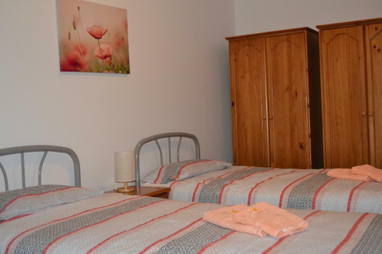 Mellieha Town Centre Bright & Spacious 3 Bedroom Apartment Экстерьер фото