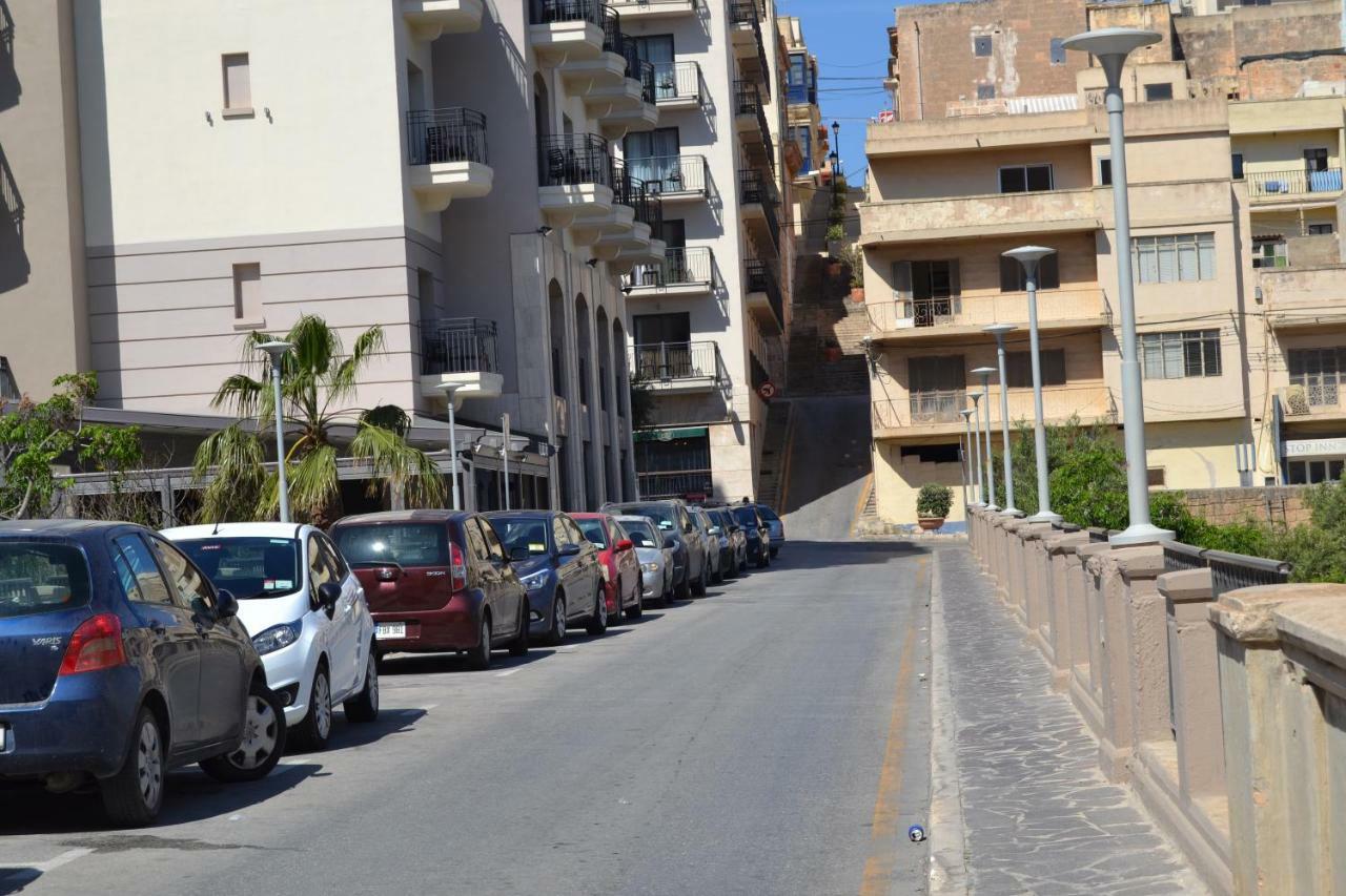 Mellieha Town Centre Bright & Spacious 3 Bedroom Apartment Экстерьер фото